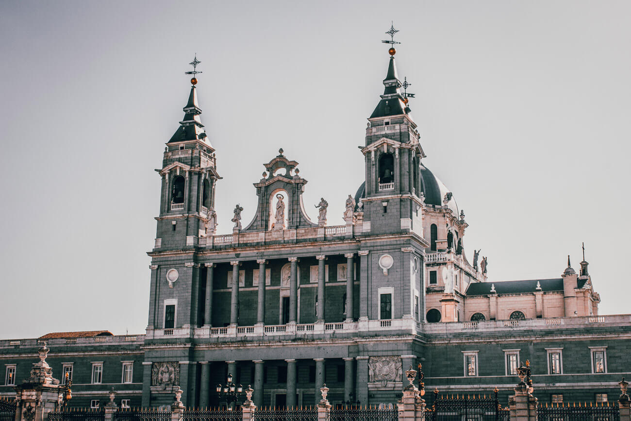 Almudena Cathedral madrid