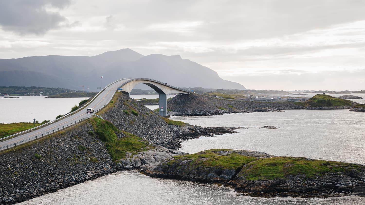 atlantic ocean road norway