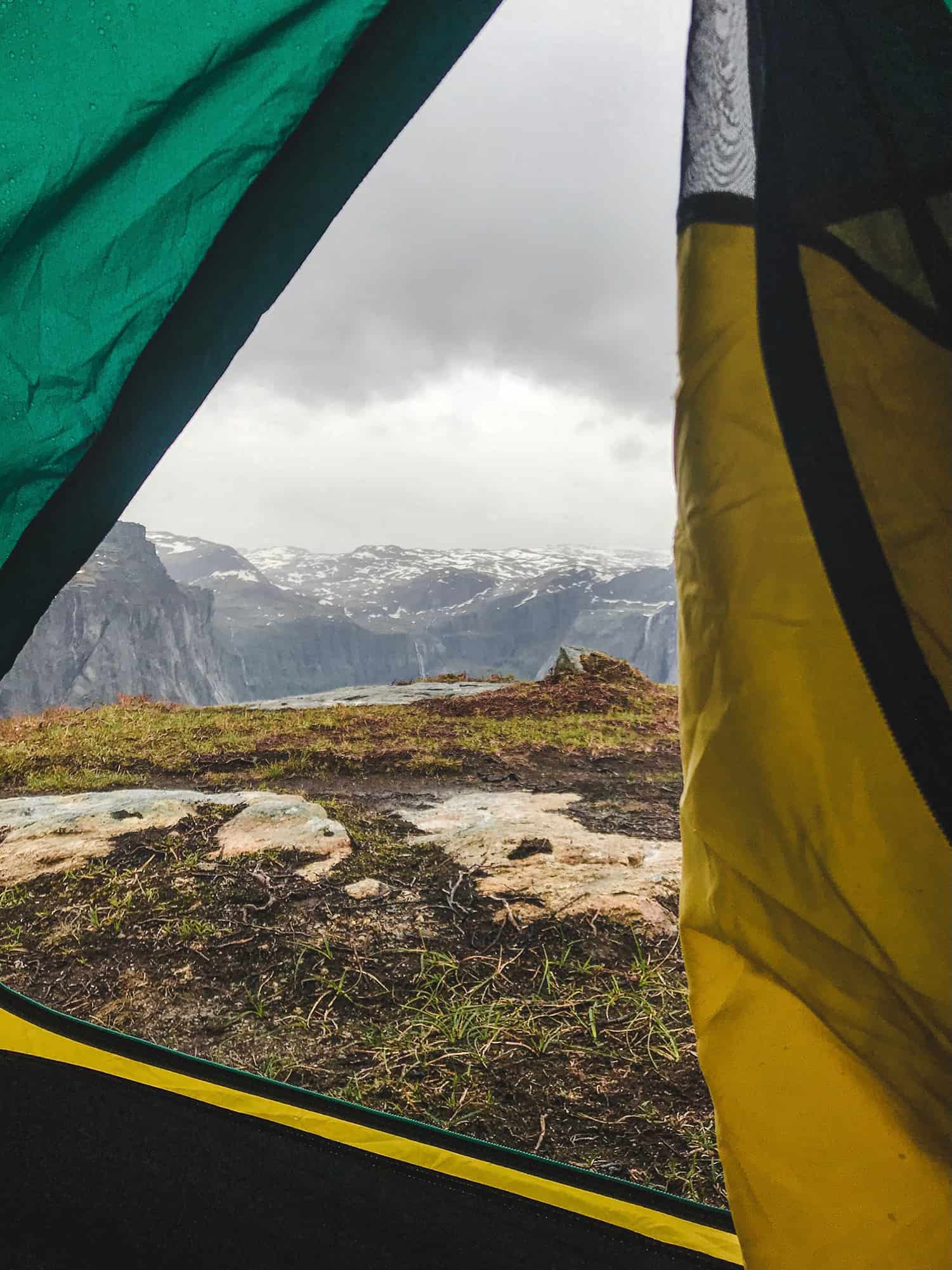 trolltunga camping