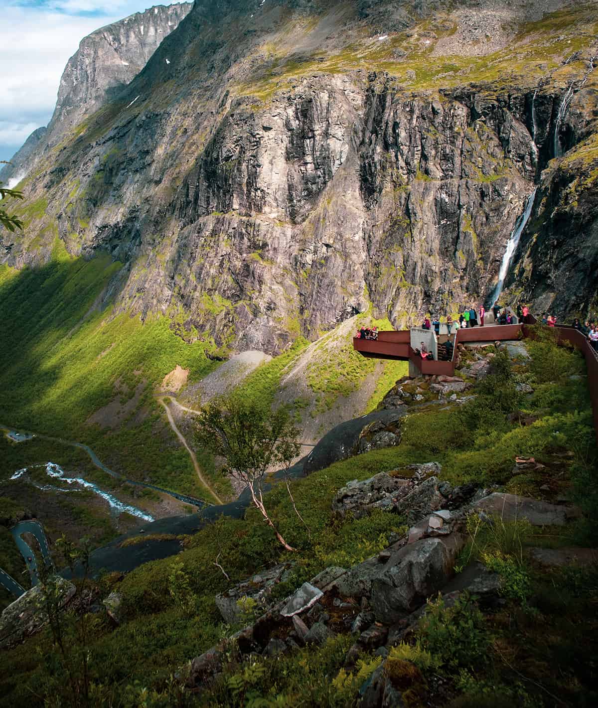trollstigen viewpoint