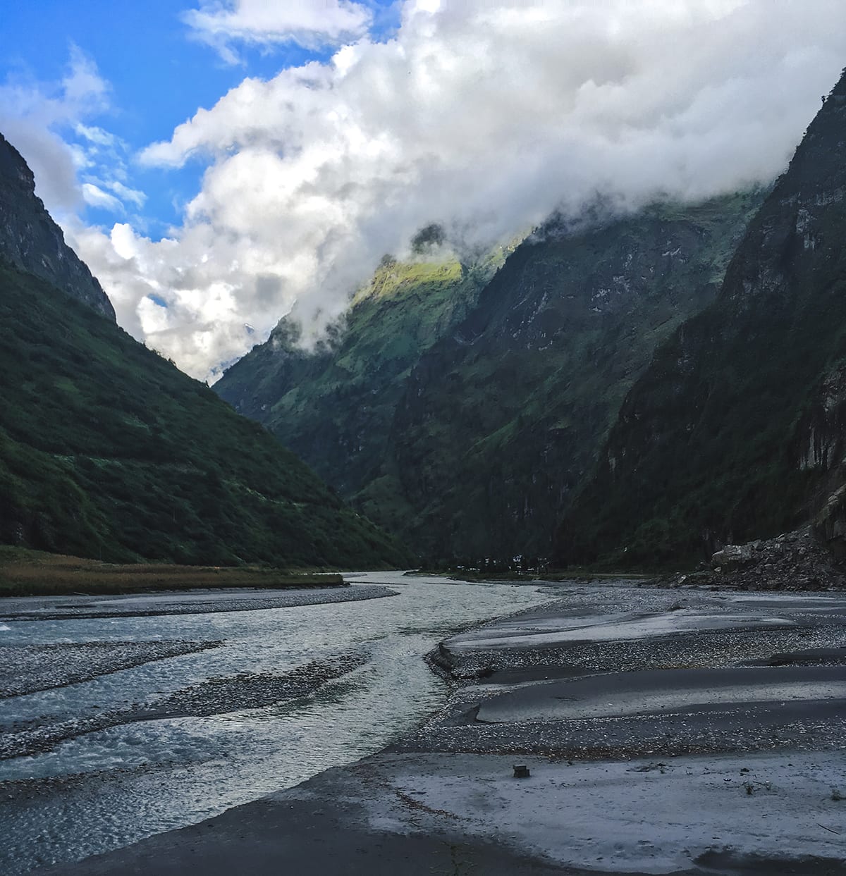  annapurna circuit trek distance