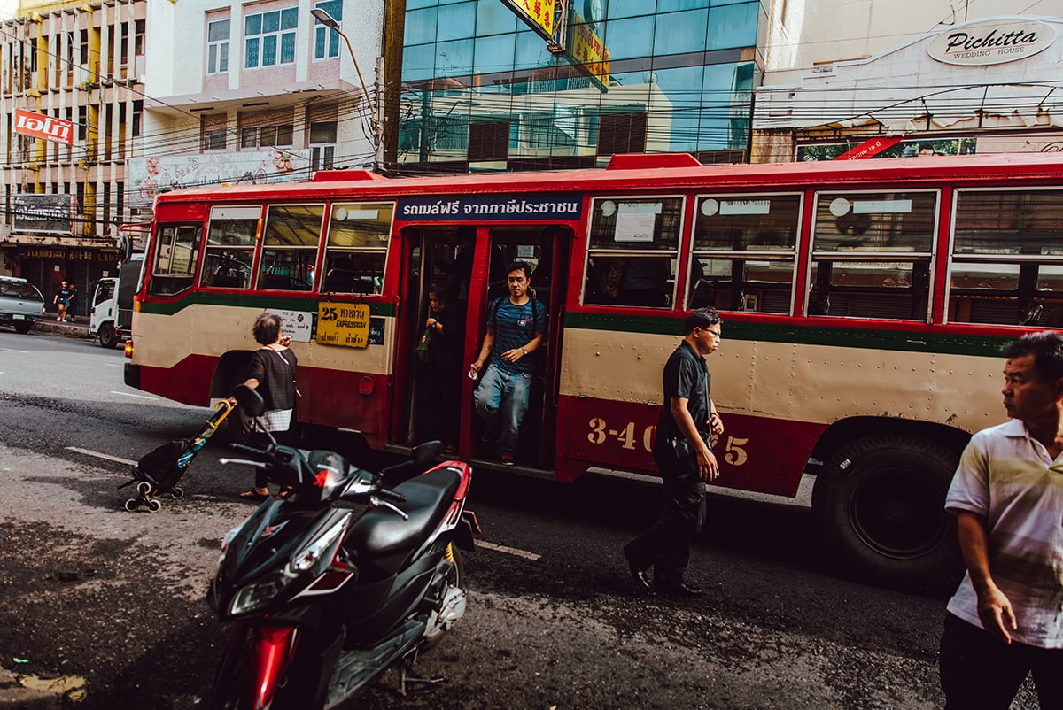 bus in bangkok