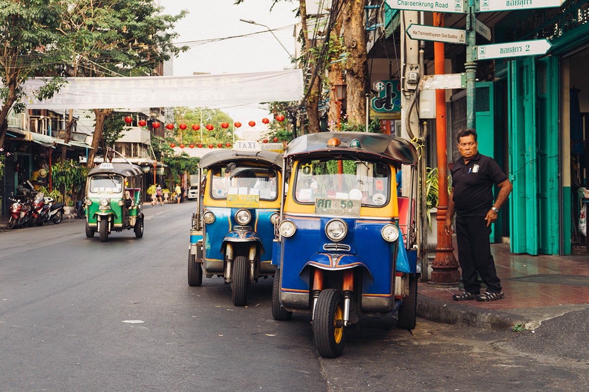 tuk tuk in bangkok