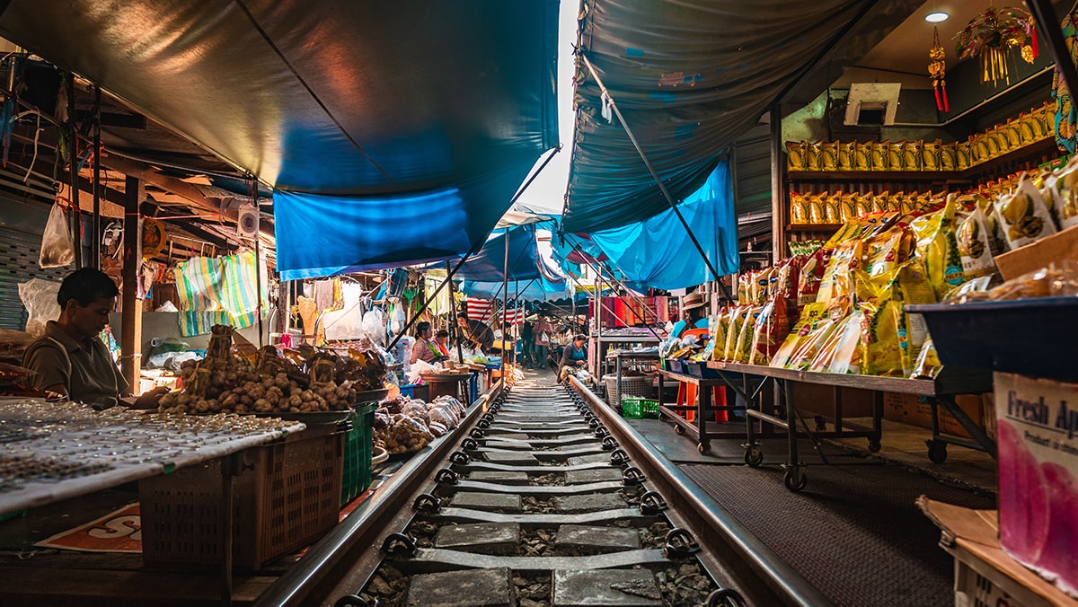 Maeklong Railway Market tourist site bangkok 