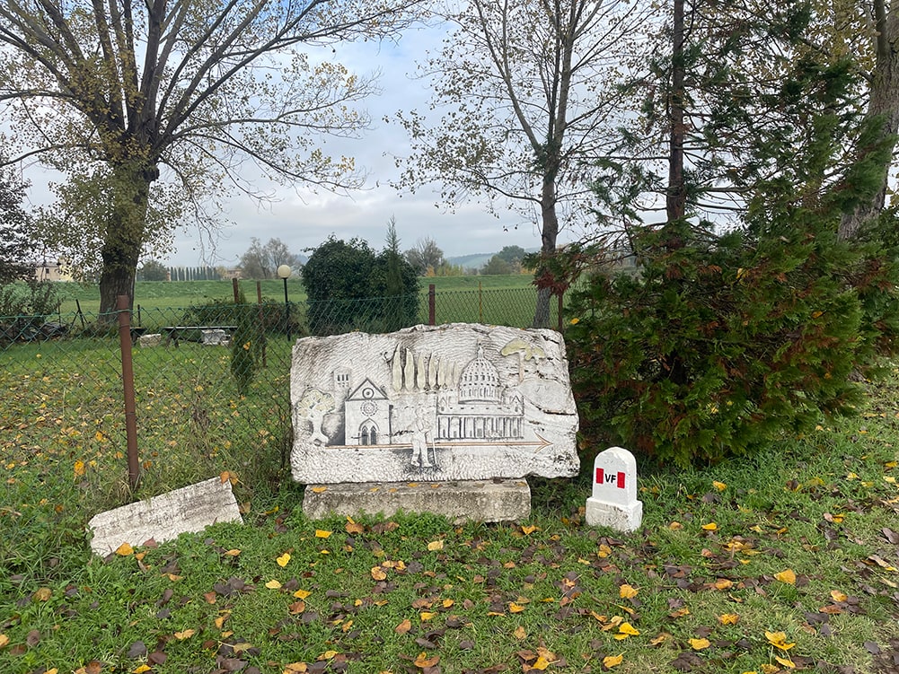 via francigena waymark route