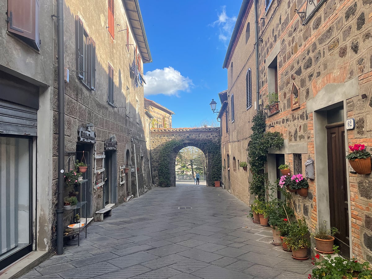 radicofani via francigena